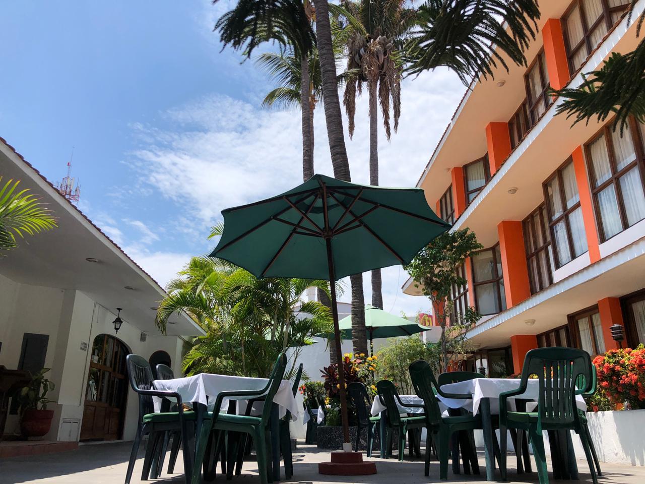 Hotel Pez Vela Manzanillo Kültér fotó