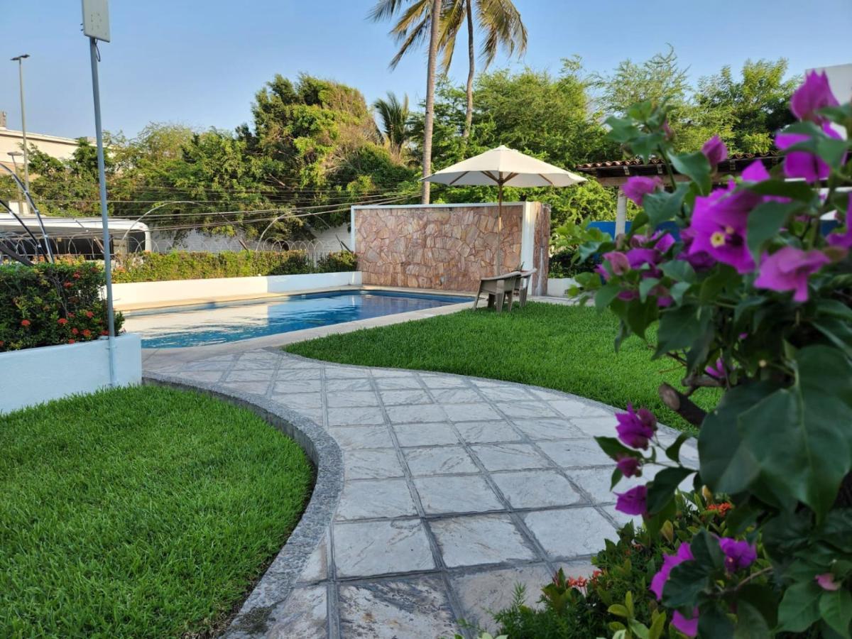 Hotel Pez Vela Manzanillo Kültér fotó