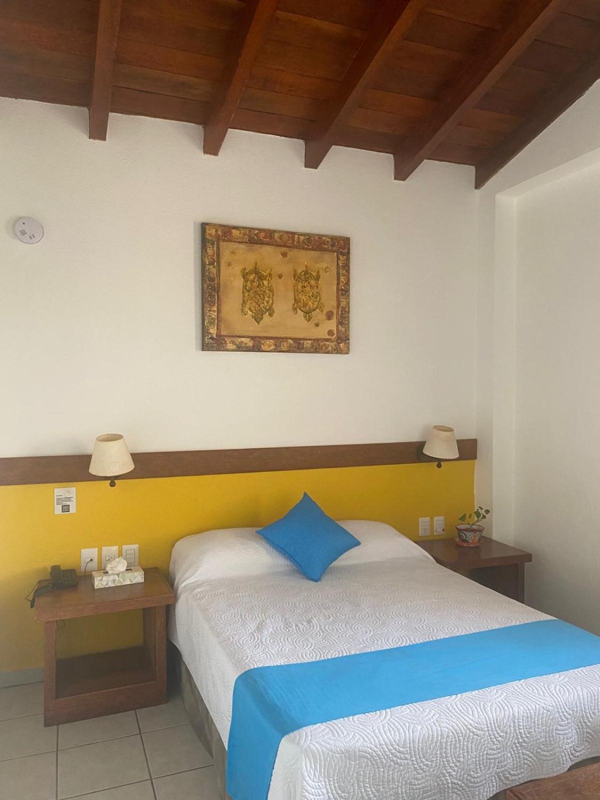 Hotel Pez Vela Manzanillo Kültér fotó