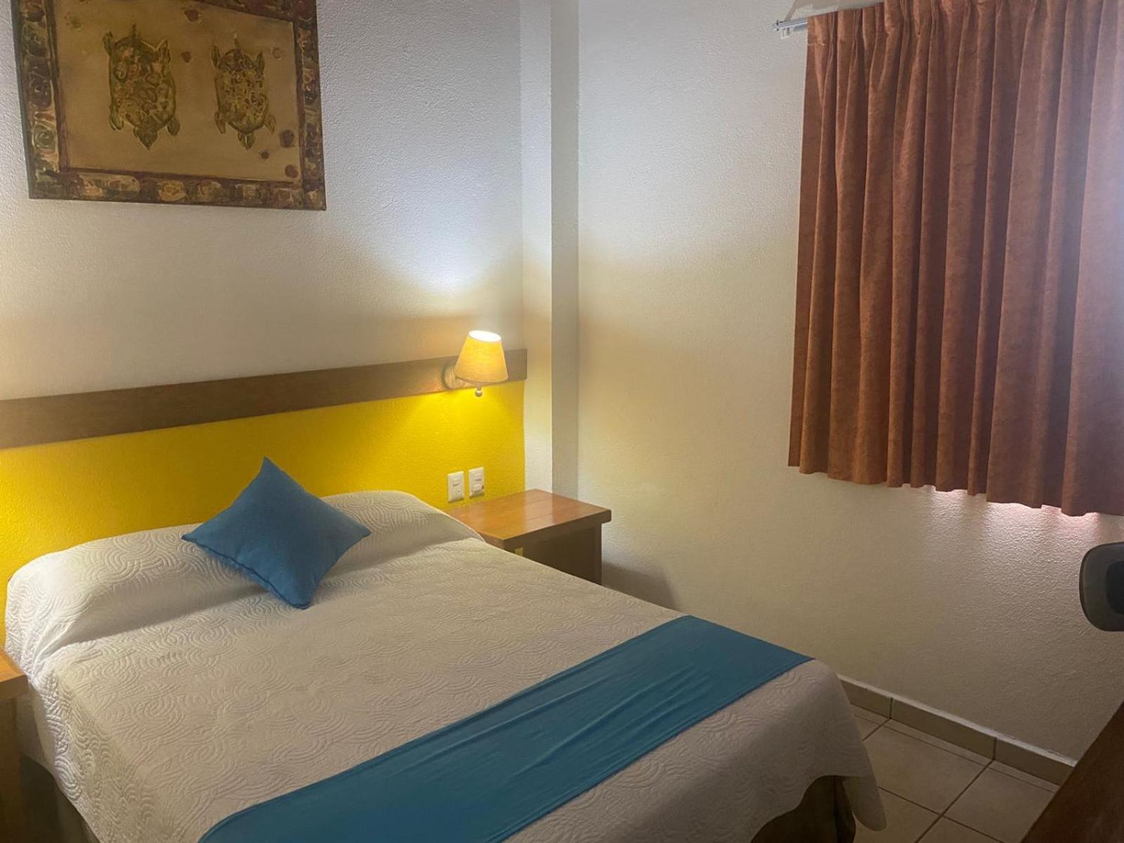 Hotel Pez Vela Manzanillo Kültér fotó