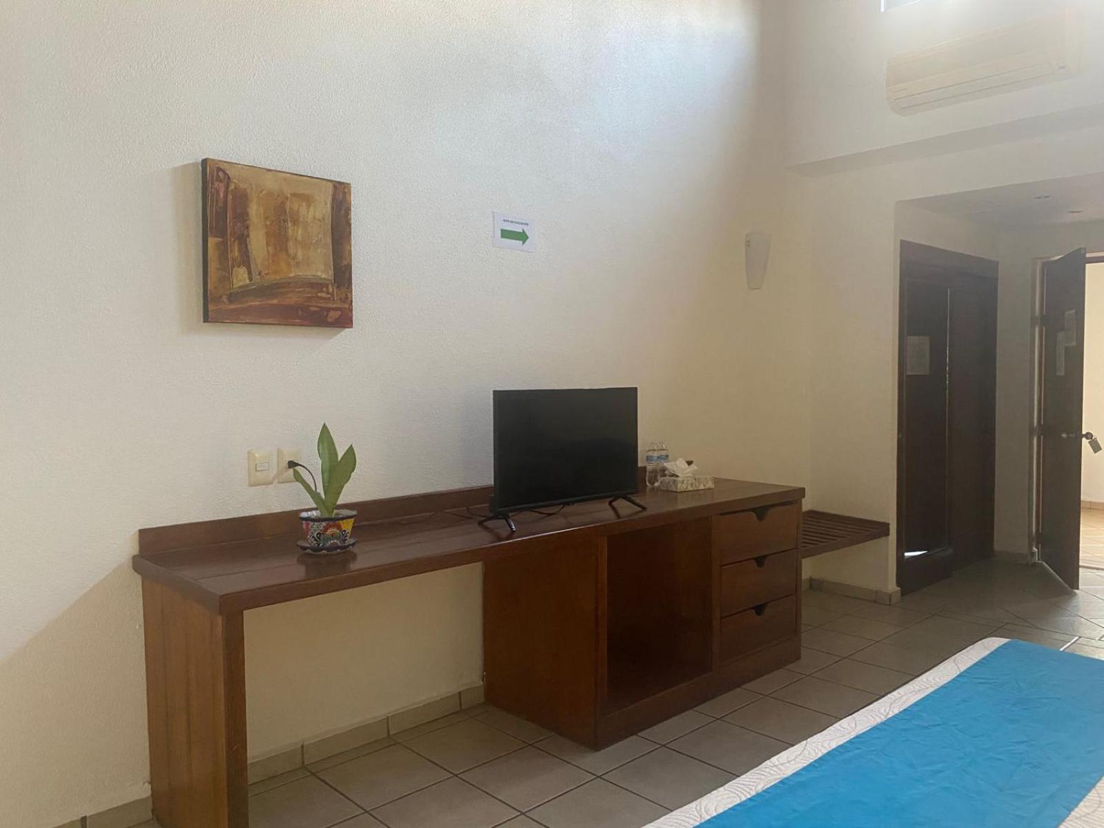 Hotel Pez Vela Manzanillo Kültér fotó